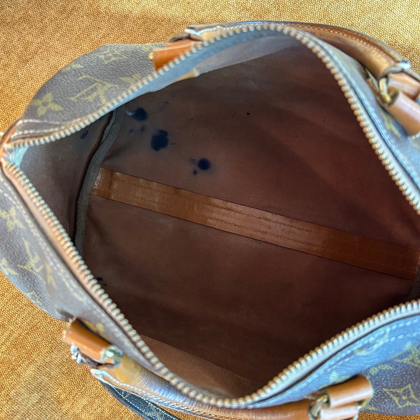 Pre-Loved Louis Vuitton Speedy 30 Monogram Canvas