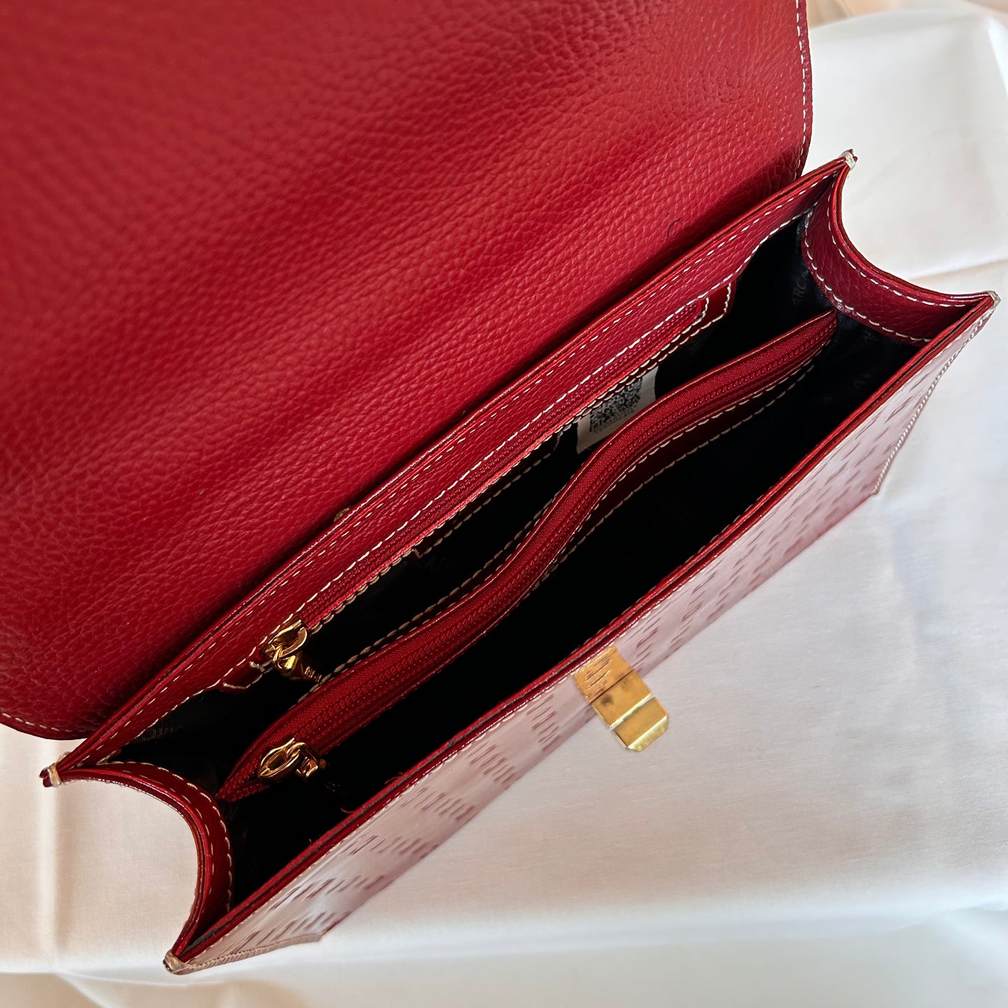 Pre-Loved Arcadia Patent Leather Shoulder Bag