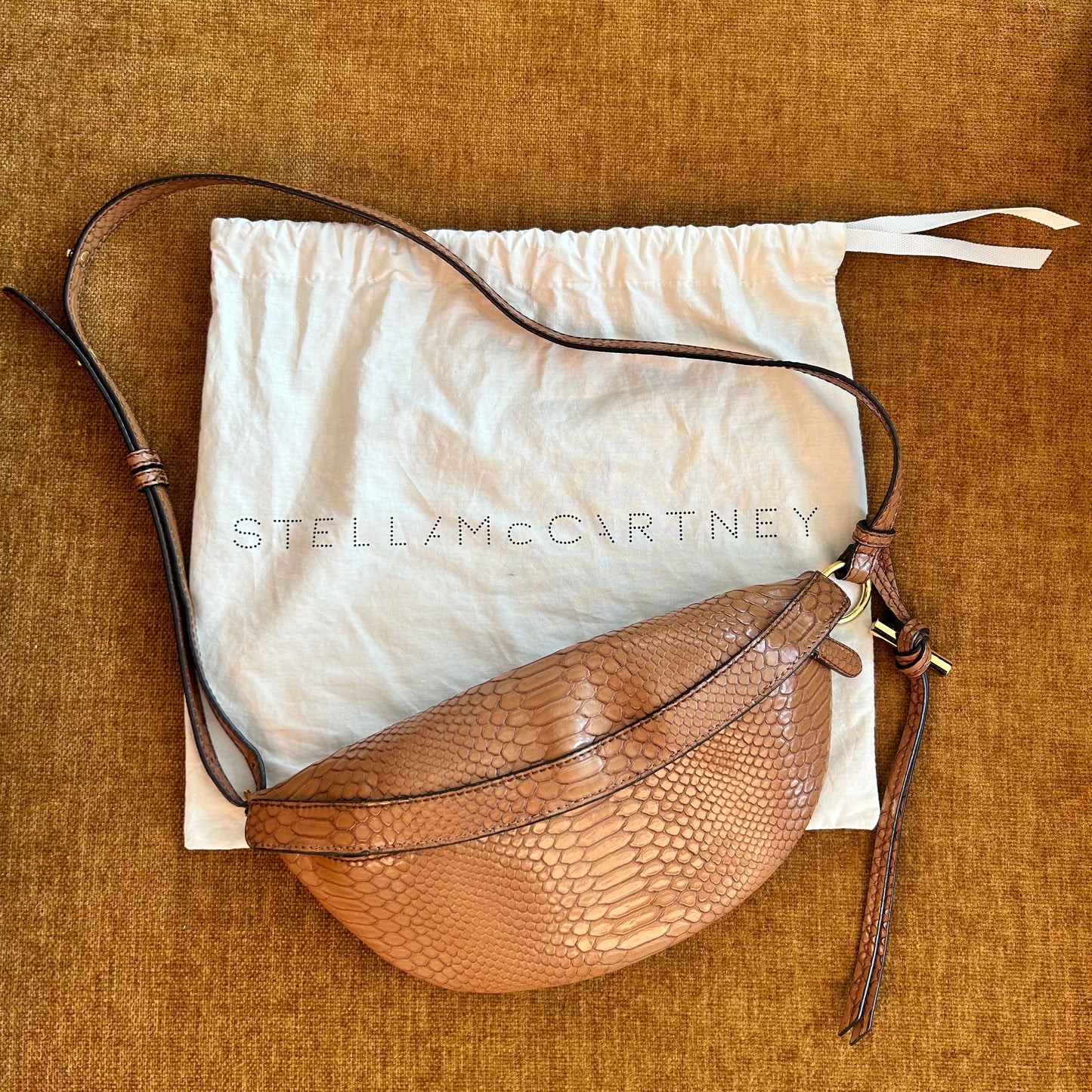 Pre-Loved Stella McCartney Crescent Sling Bag