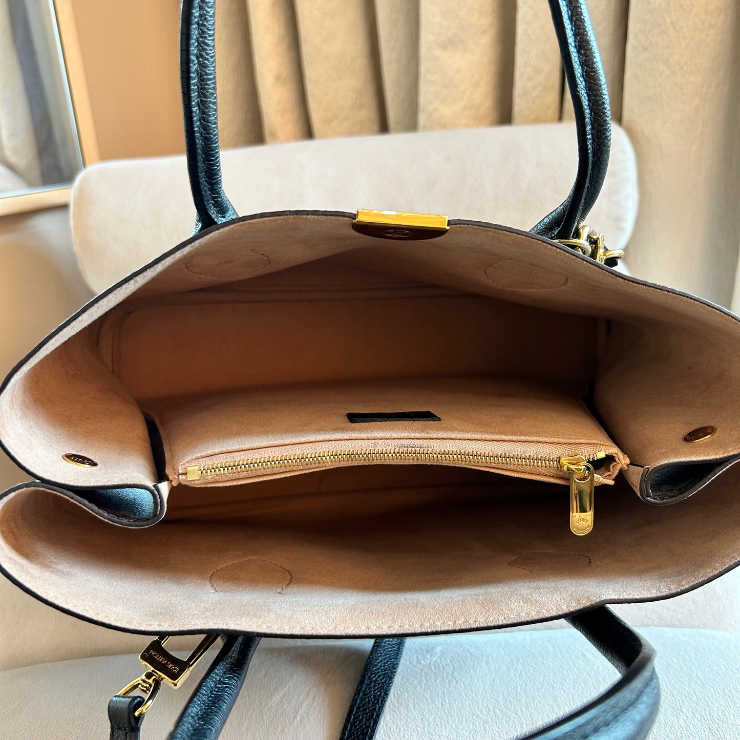 Pre-loved Louis Vuitton Flandrin MM Bag