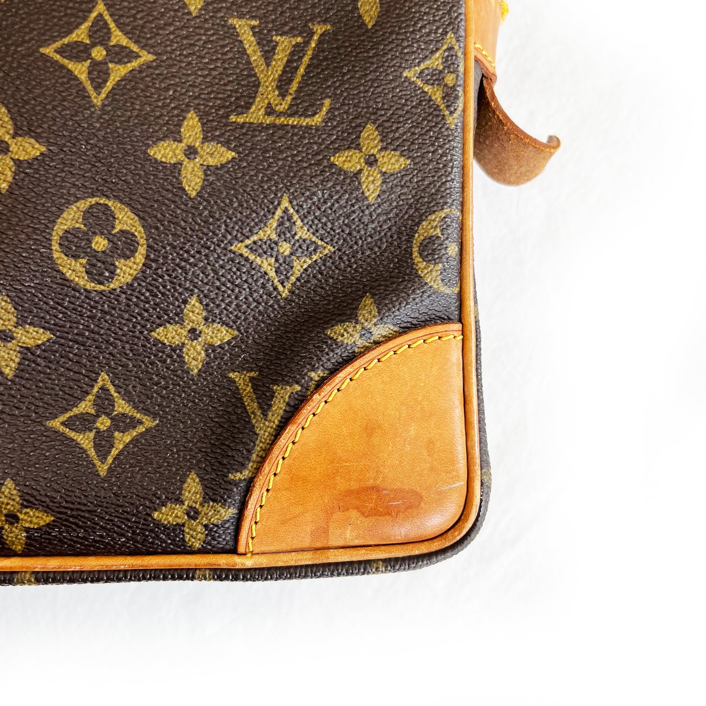 Louis Vuitton Monogram Porte Documents Voyage