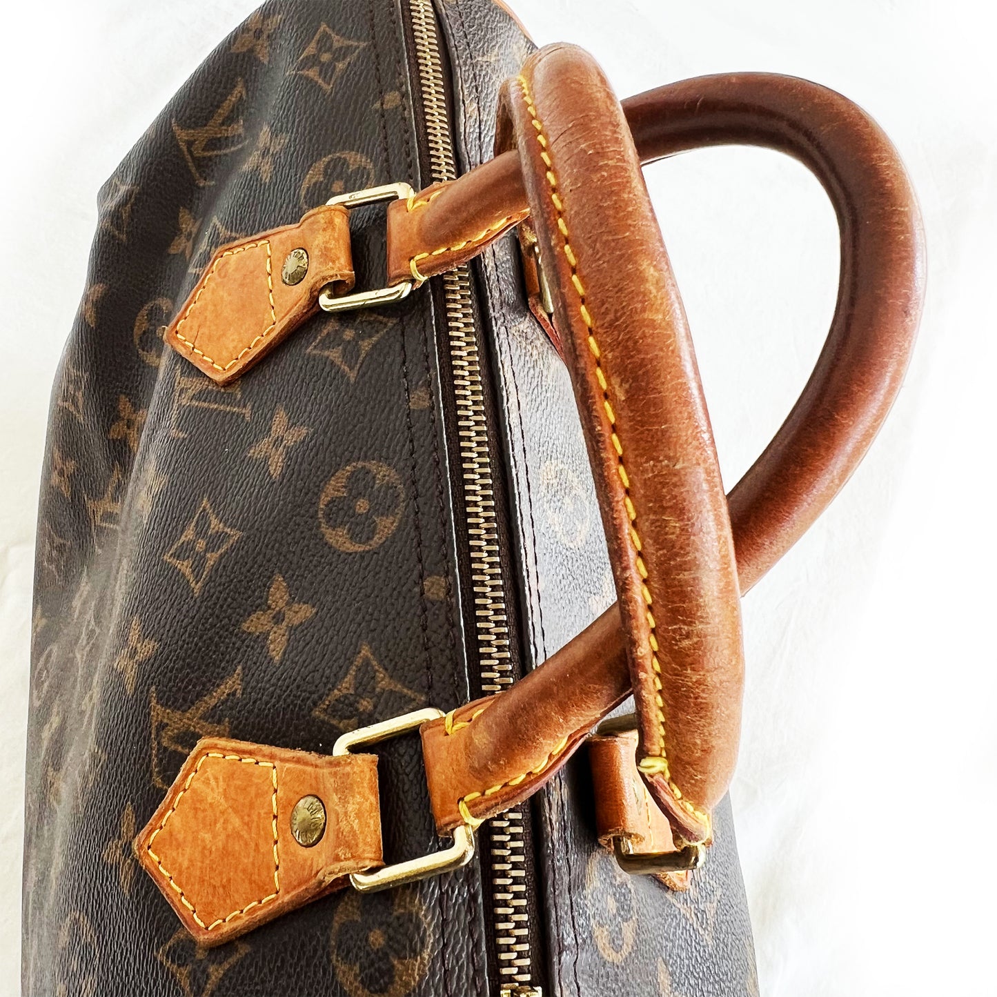 Louis Vuitton Speedy 30