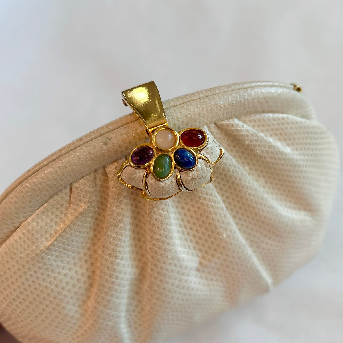 Pre-Loved Judith Leiber Ivory Snakeskin Evening Bag