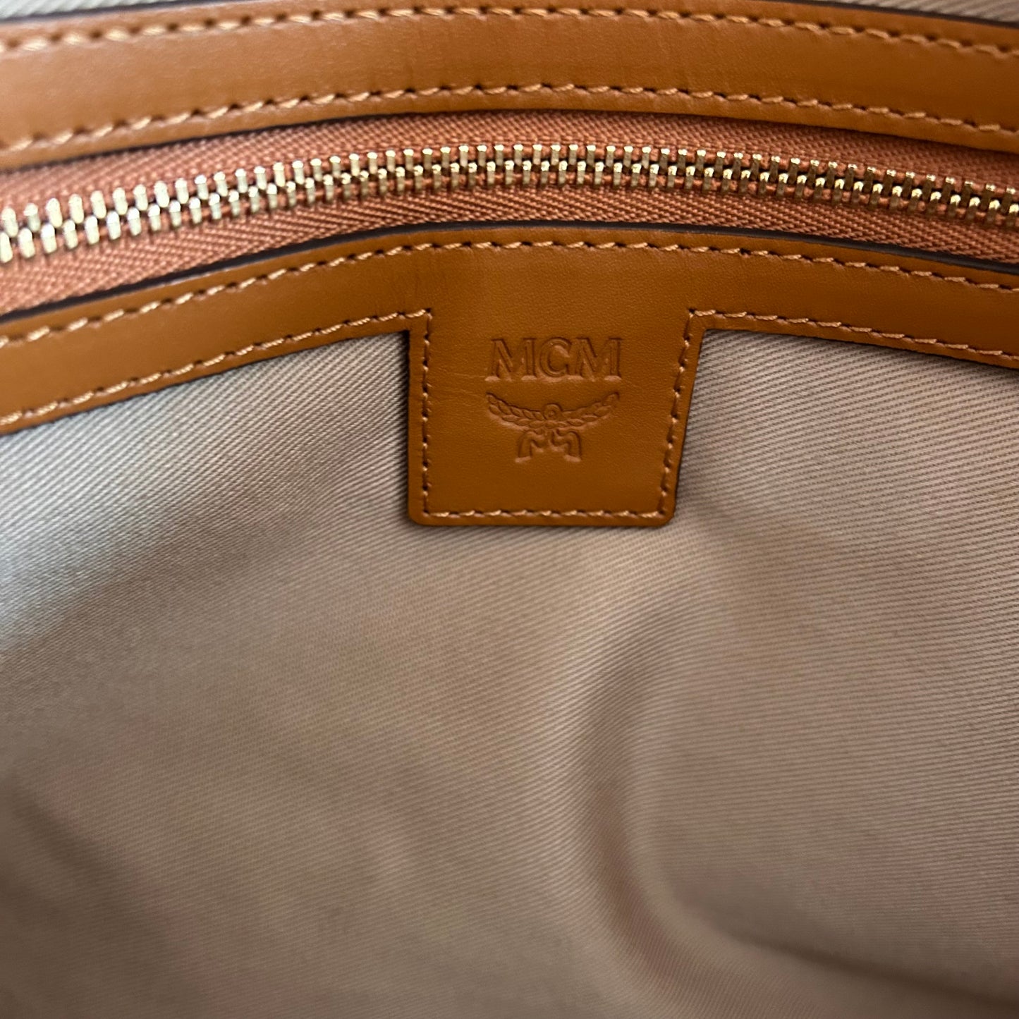 Pre-Loved MCM Anya Tote