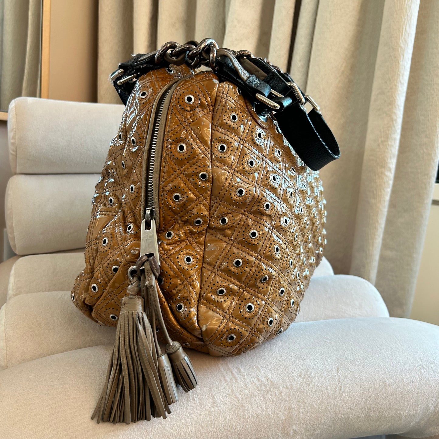 Pre-Loved Marc Jacobs Chain Handle Bag
