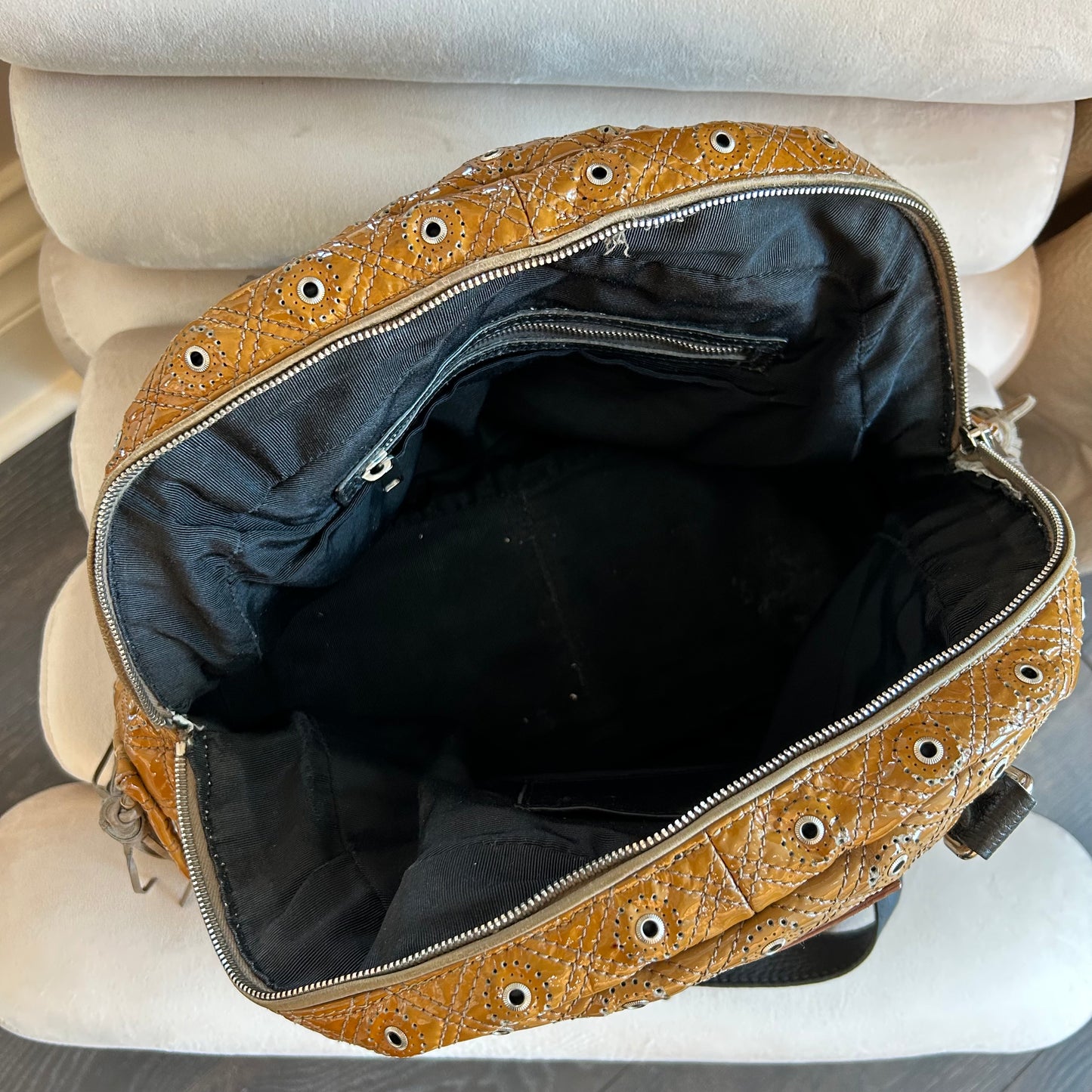 Pre-Loved Marc Jacobs Chain Handle Bag