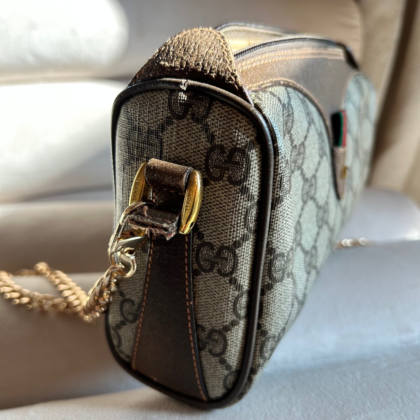 Pre-Loved Gucci GG Supreme Sherry Line Shoulder Bag