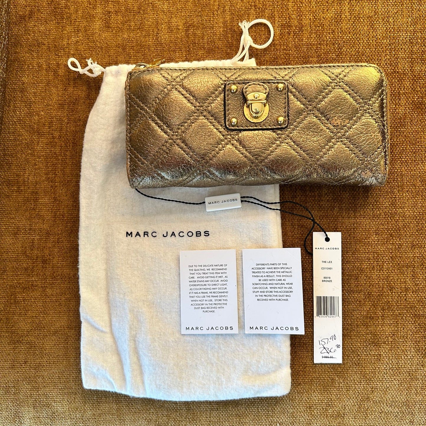 Pre-Loved Marc Jacobs Quilted Leather Wallet