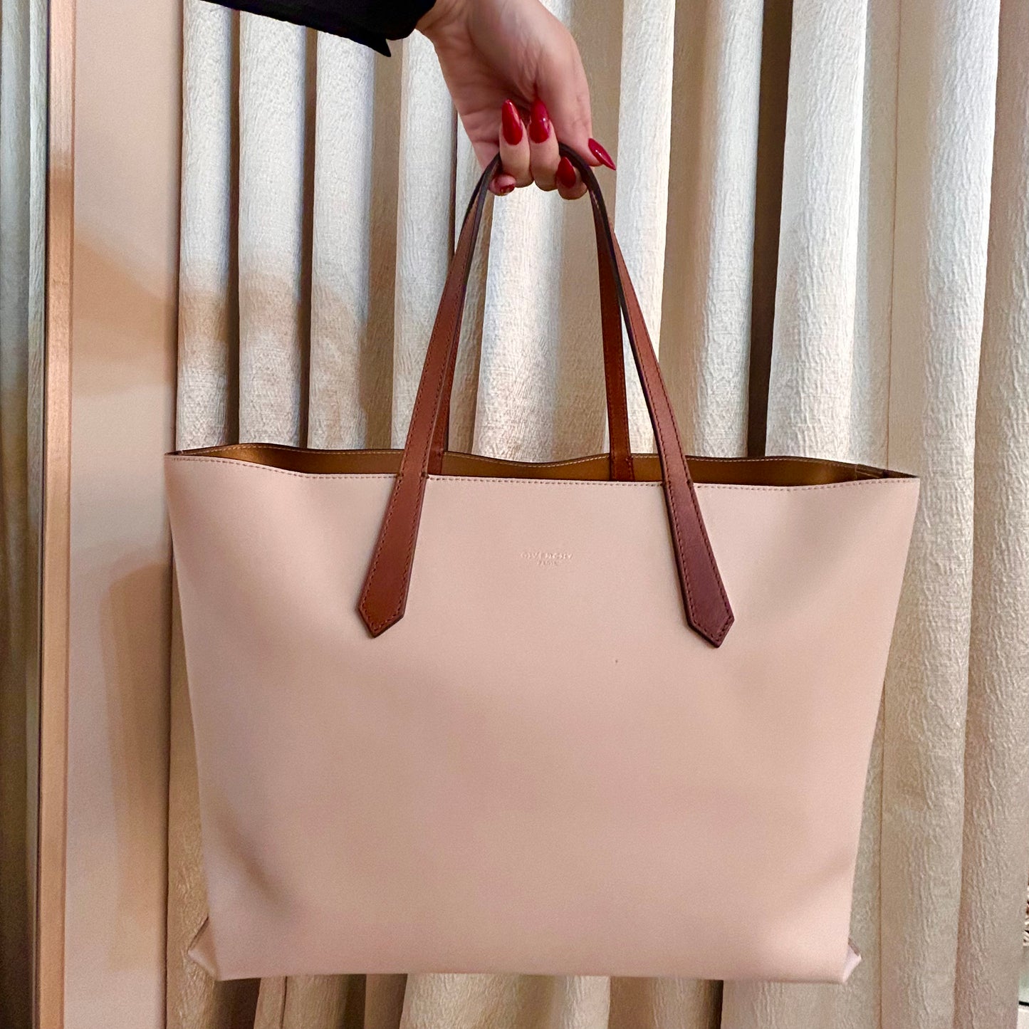 Givenchy Antigona GV Powder Pink Calfskin Shopper