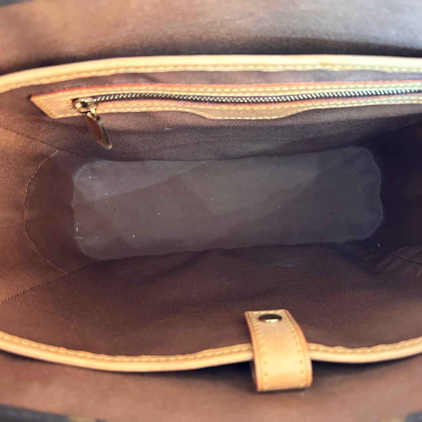 Pre-Loved Louis Vuitton Cabas Mezzo Tote