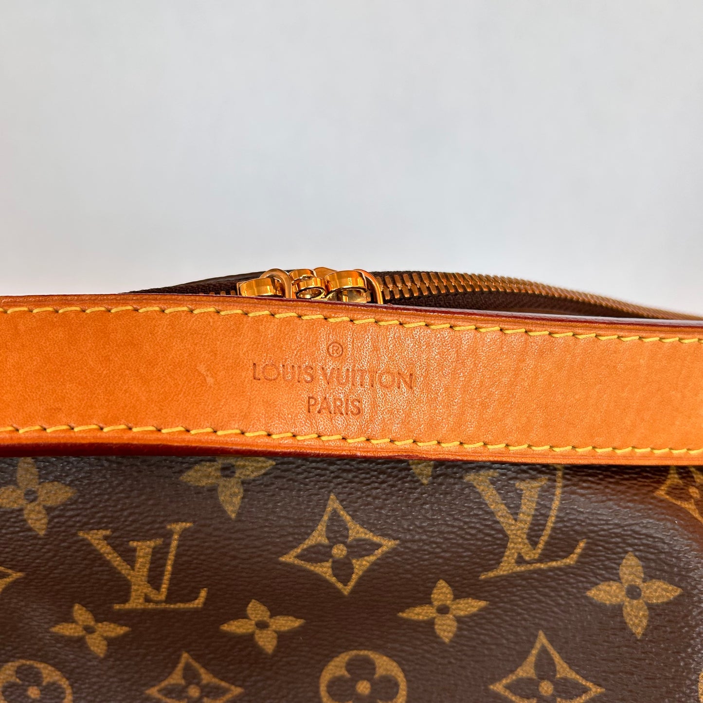 Pre-Loved Louis Vuitton Berri MM