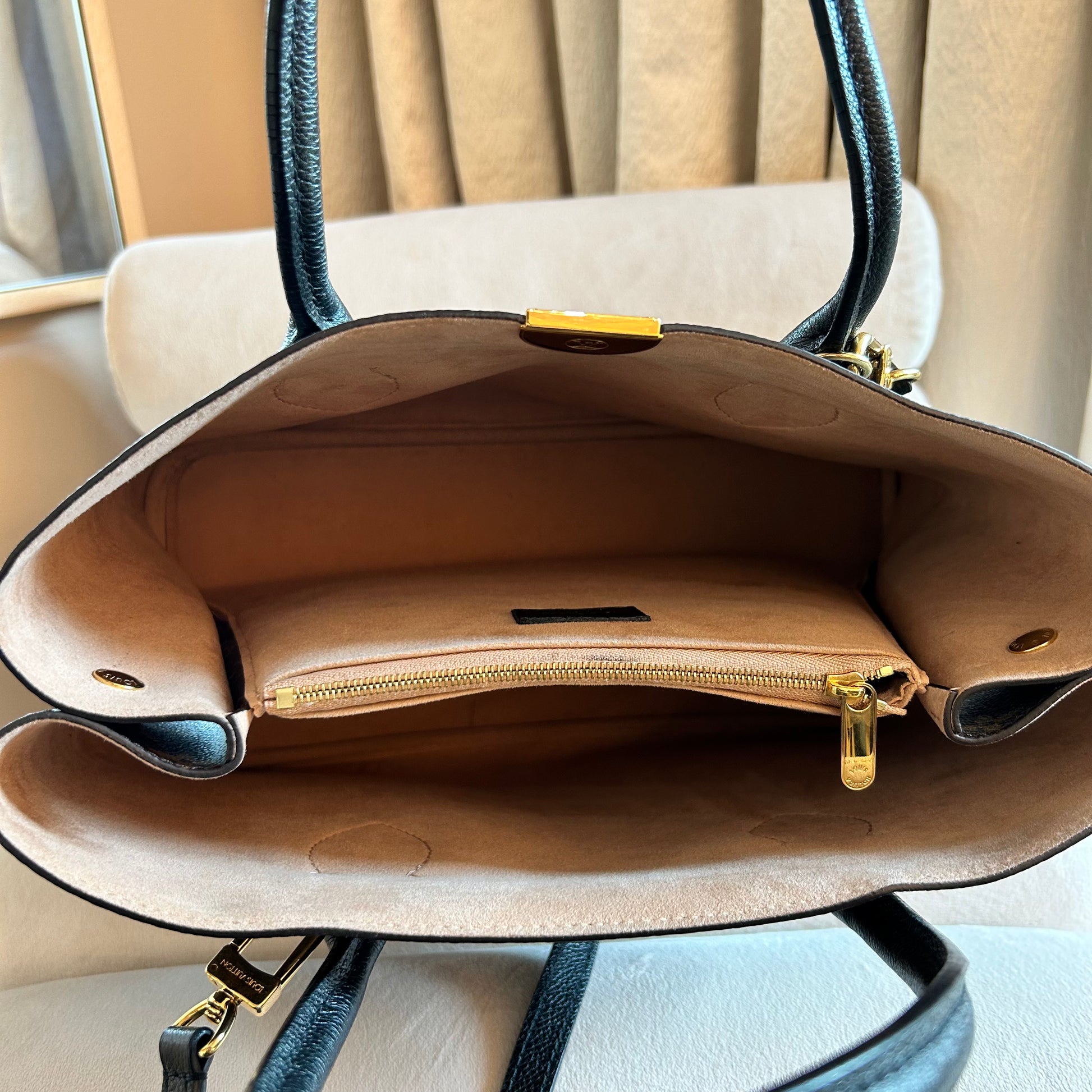 Pre-loved Louis Vuitton Flandrin MM Bag