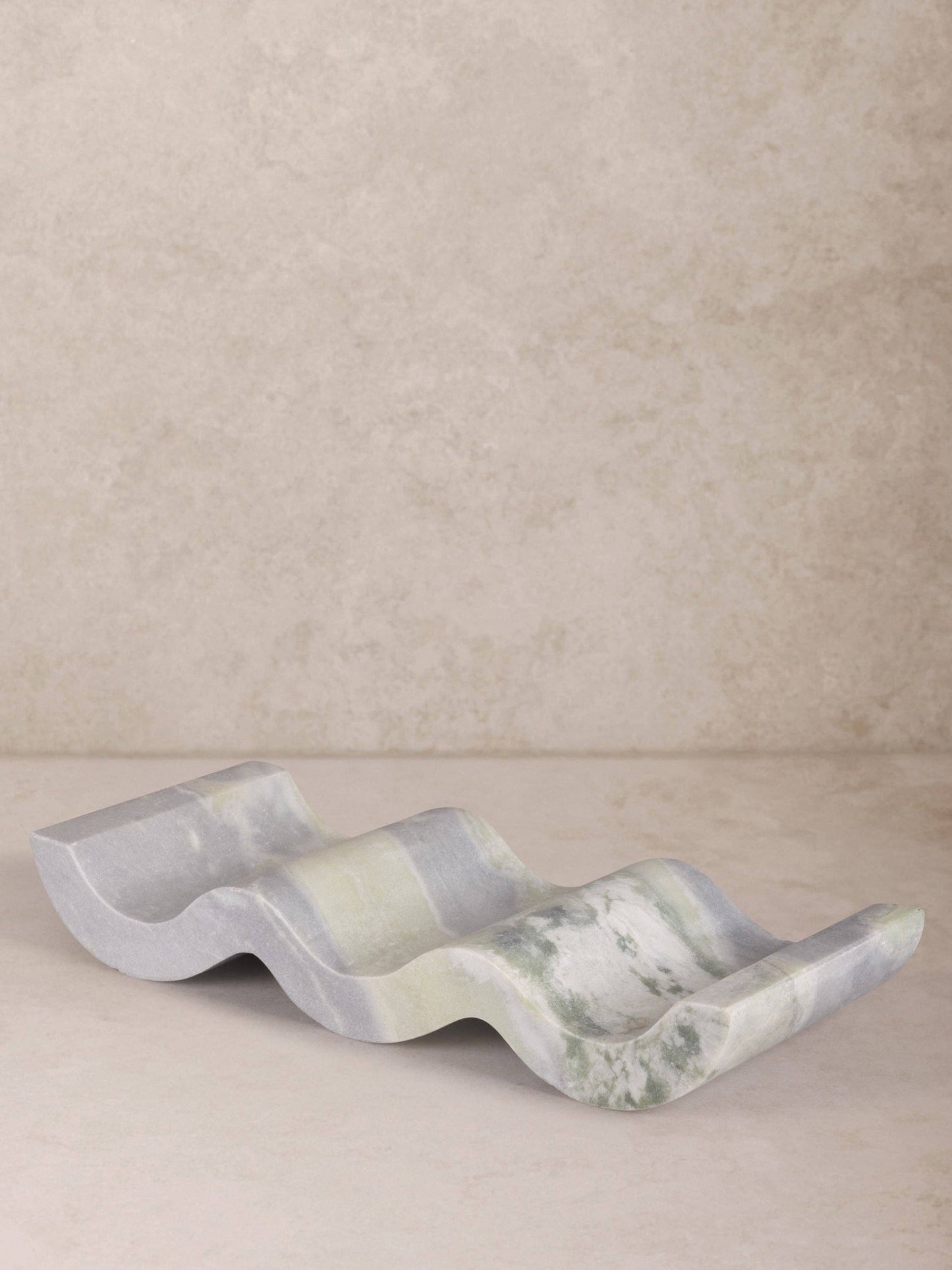 Gauri Kohli - Georgia Marble Wine Bottle Holder